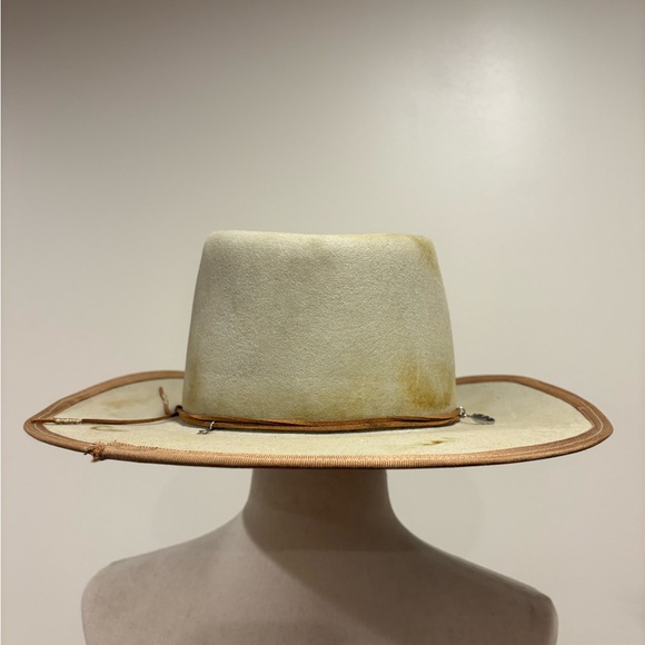 Cowboy hat - Picture 5 of 6